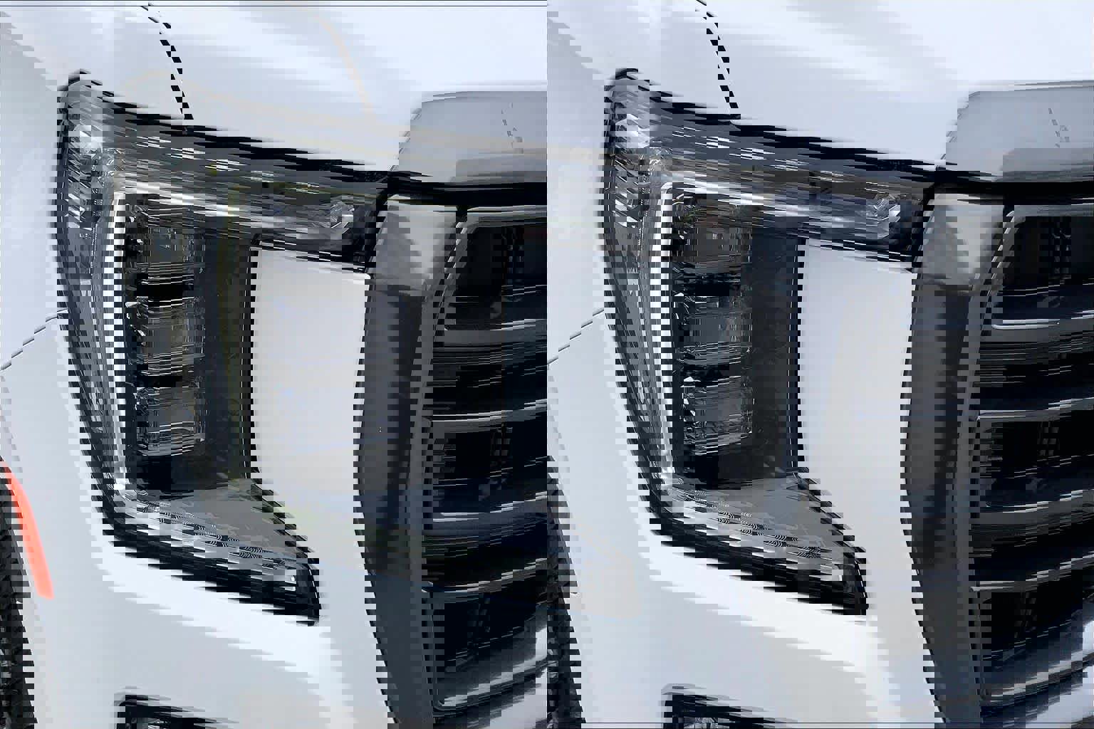 Used 2024 GMC Yukon AT4 w/ Technology Package image 27