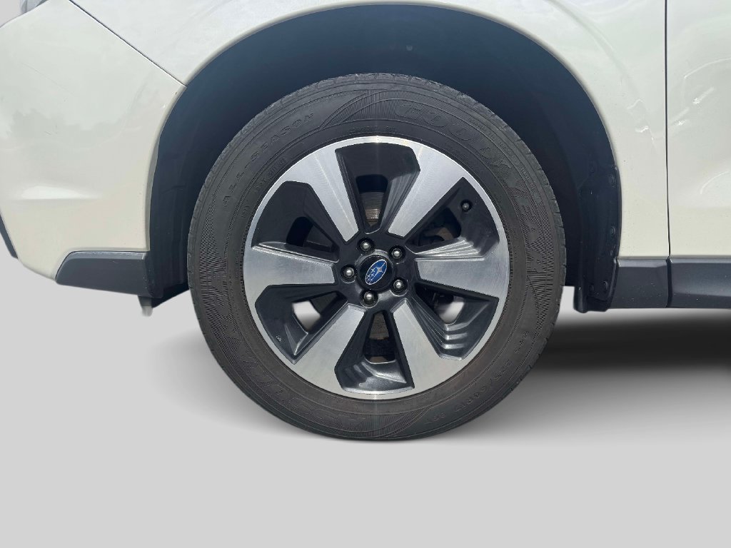 Used 2018 Subaru Forester 2.5i Limited AWD/4WD image 8