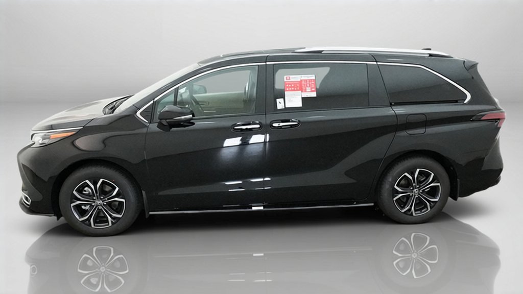 New 2026 Toyota Sienna Platinum AWD/4WD image 6