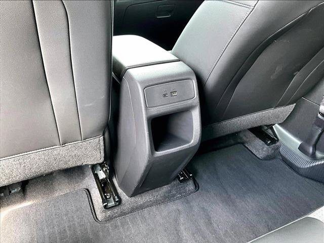 Used 2025 Chevrolet Trax LT FWD image 24