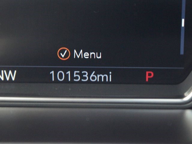 Used 2021 GMC Yukon Denali w/ Denali Premium Package image 4