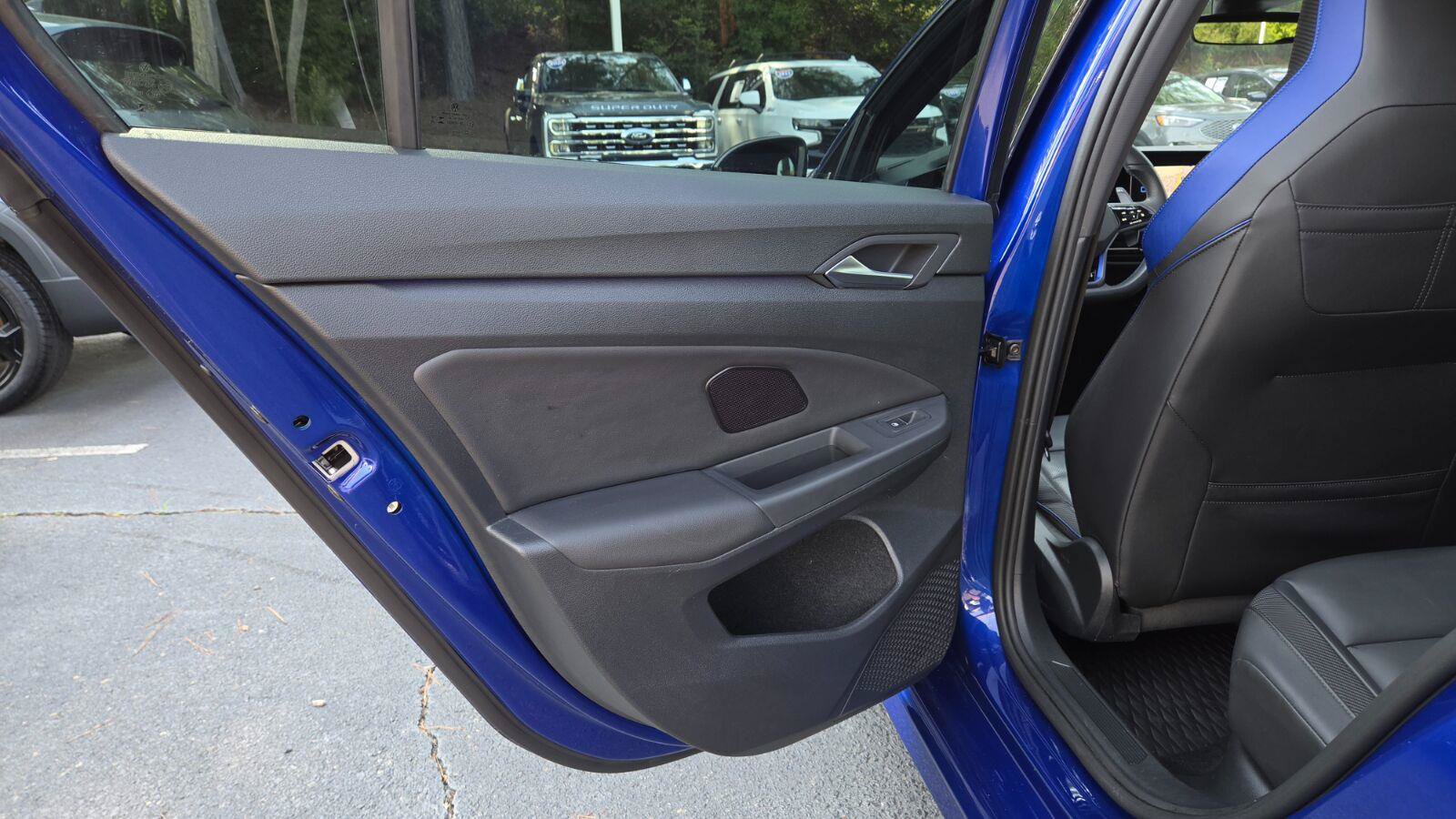 Certified 2024 Volkswagen Golf R AWD/4WD image 42