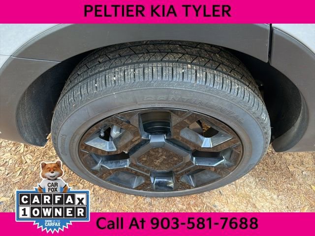 Certified 2025 Kia Sorento SX image 14