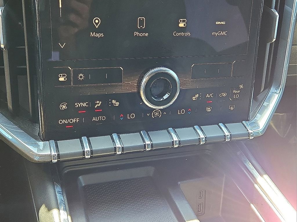 Used 2025 GMC Acadia Elevation image 30