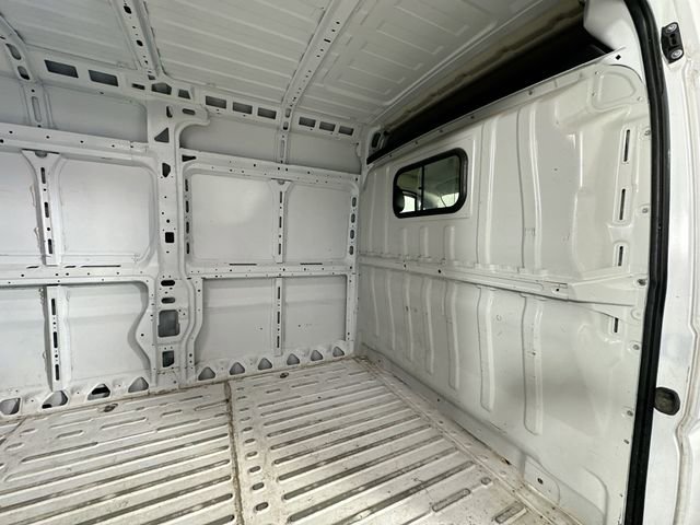 Used 2024 RAM ProMaster 2500 w/ Convenience Group FWD image 24