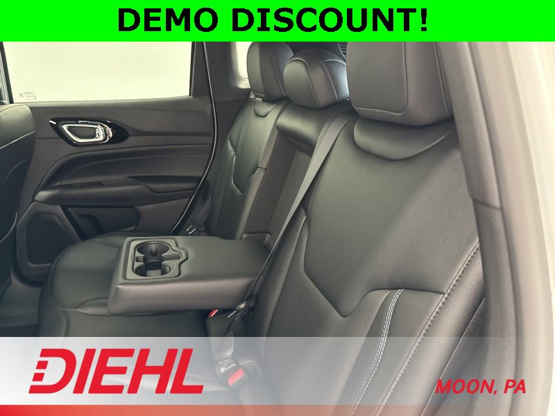 New 2026 Jeep Compass Limited image 17