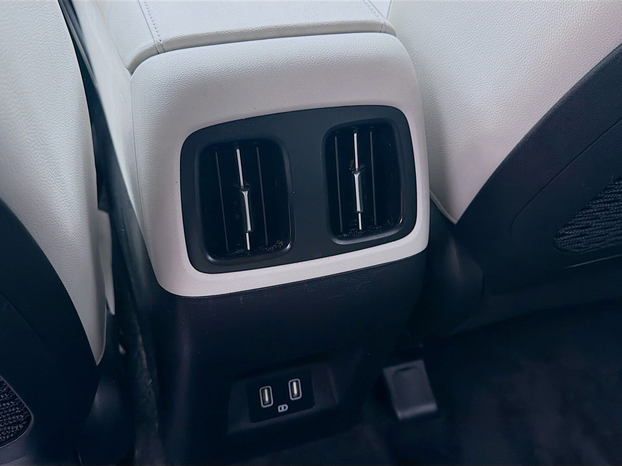 Used 2022 Hyundai Tucson Limited image 21