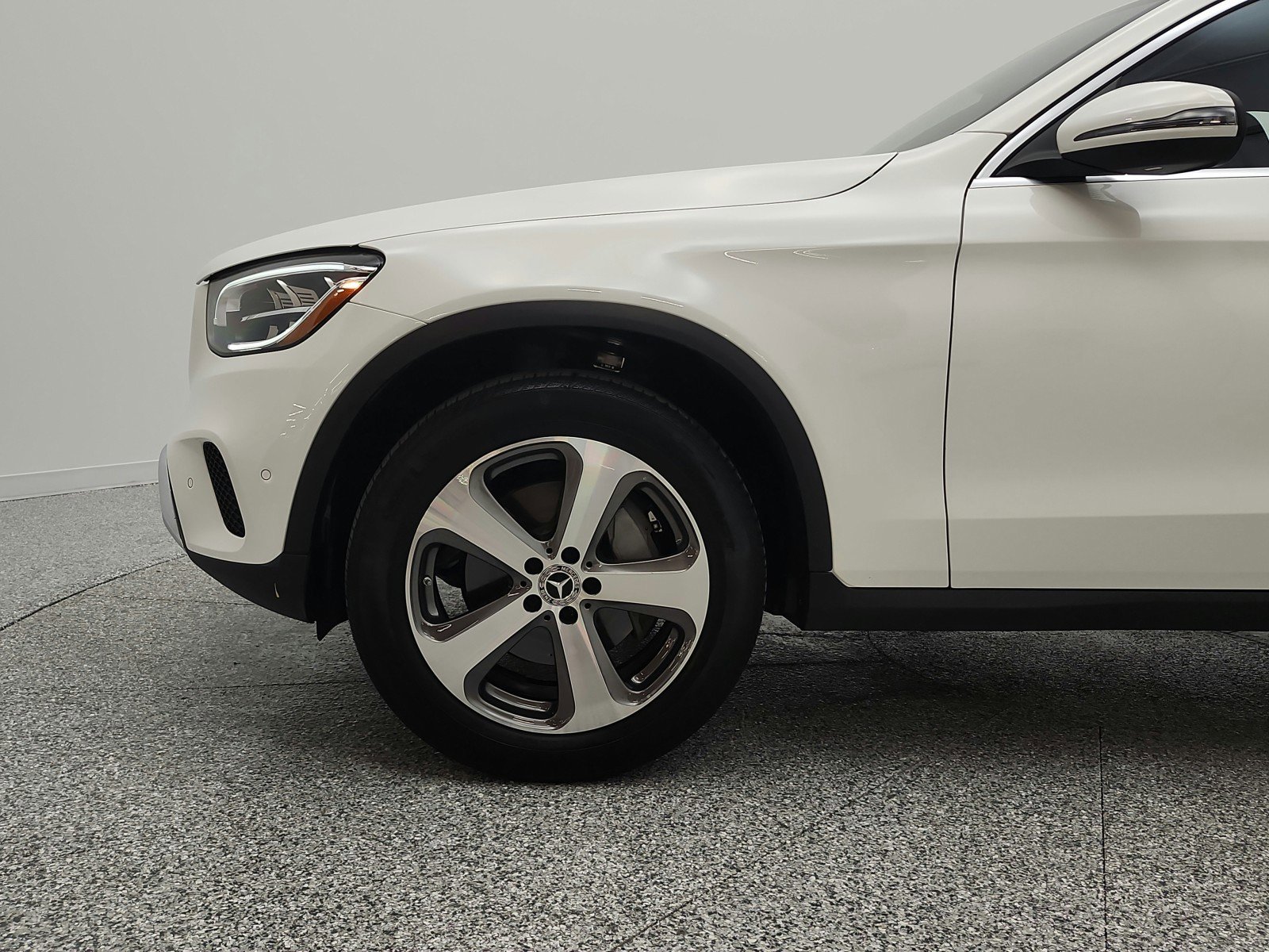 Certified 2022 Mercedes-Benz GLC 300 image 23