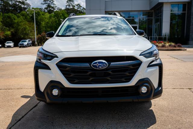 Certified 2025 Subaru Outback Premium AWD/4WD image 12