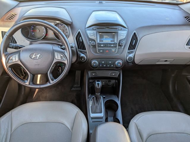 Used 2015 Hyundai Tucson SE image 14