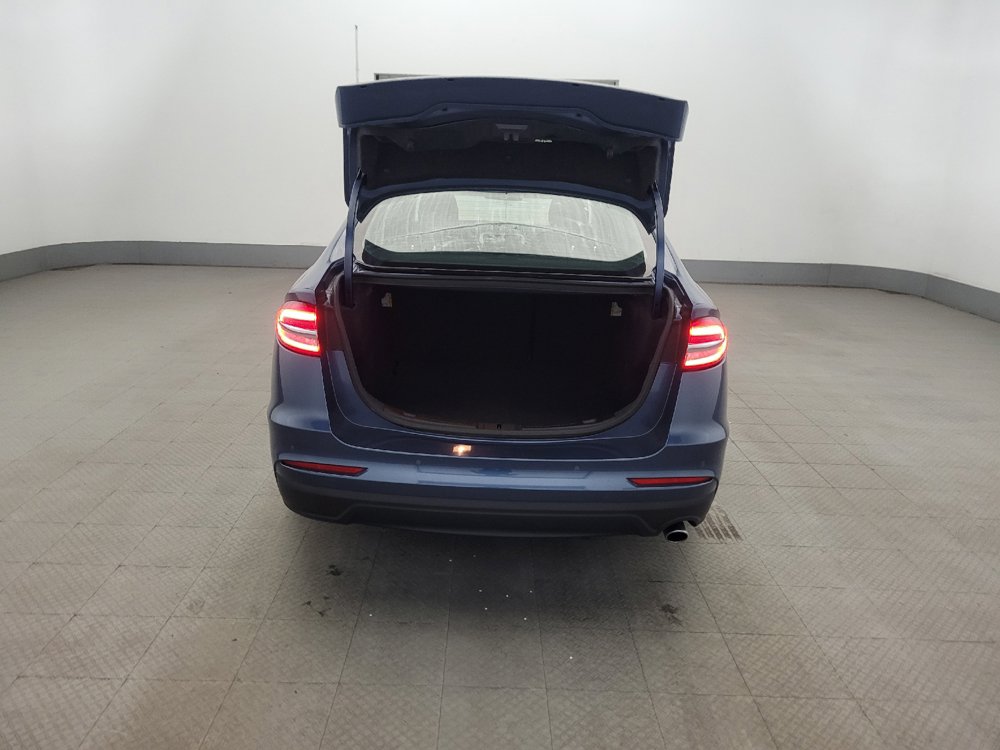 Used 2019 Ford Fusion SE FWD image 29