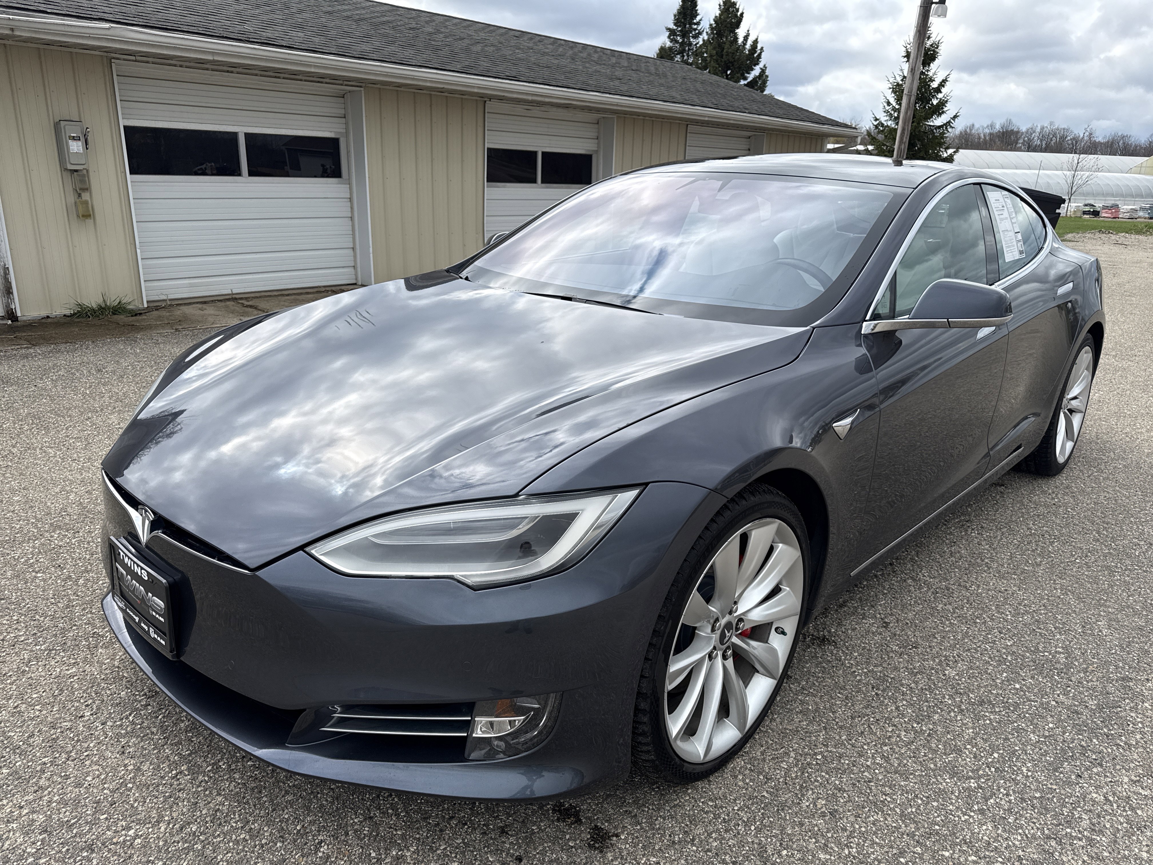 Used 2020 Tesla Model S Performance AWD/4WD image 10