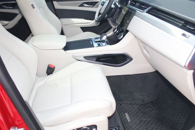 New 2025 Jaguar F-PACE R-Dynamic S image 3