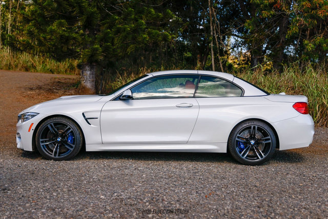 Used 2015 BMW M4 Convertible image 21