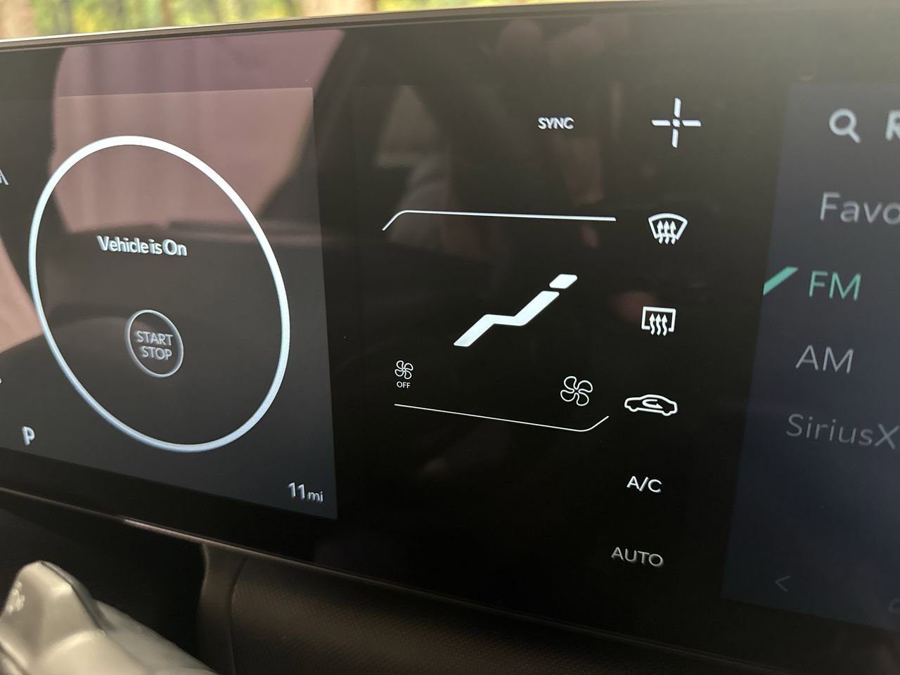 New 2025 Kia K4 EX image 22