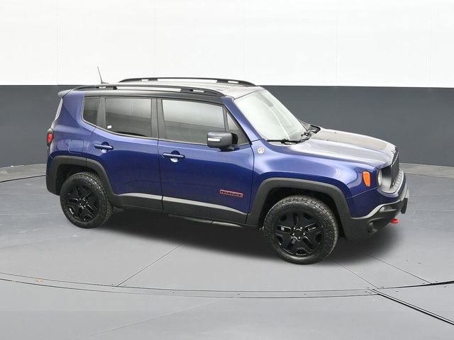 Used 2018 Jeep Renegade Trailhawk w/ Cold Weather Group II AWD/4WD image 67