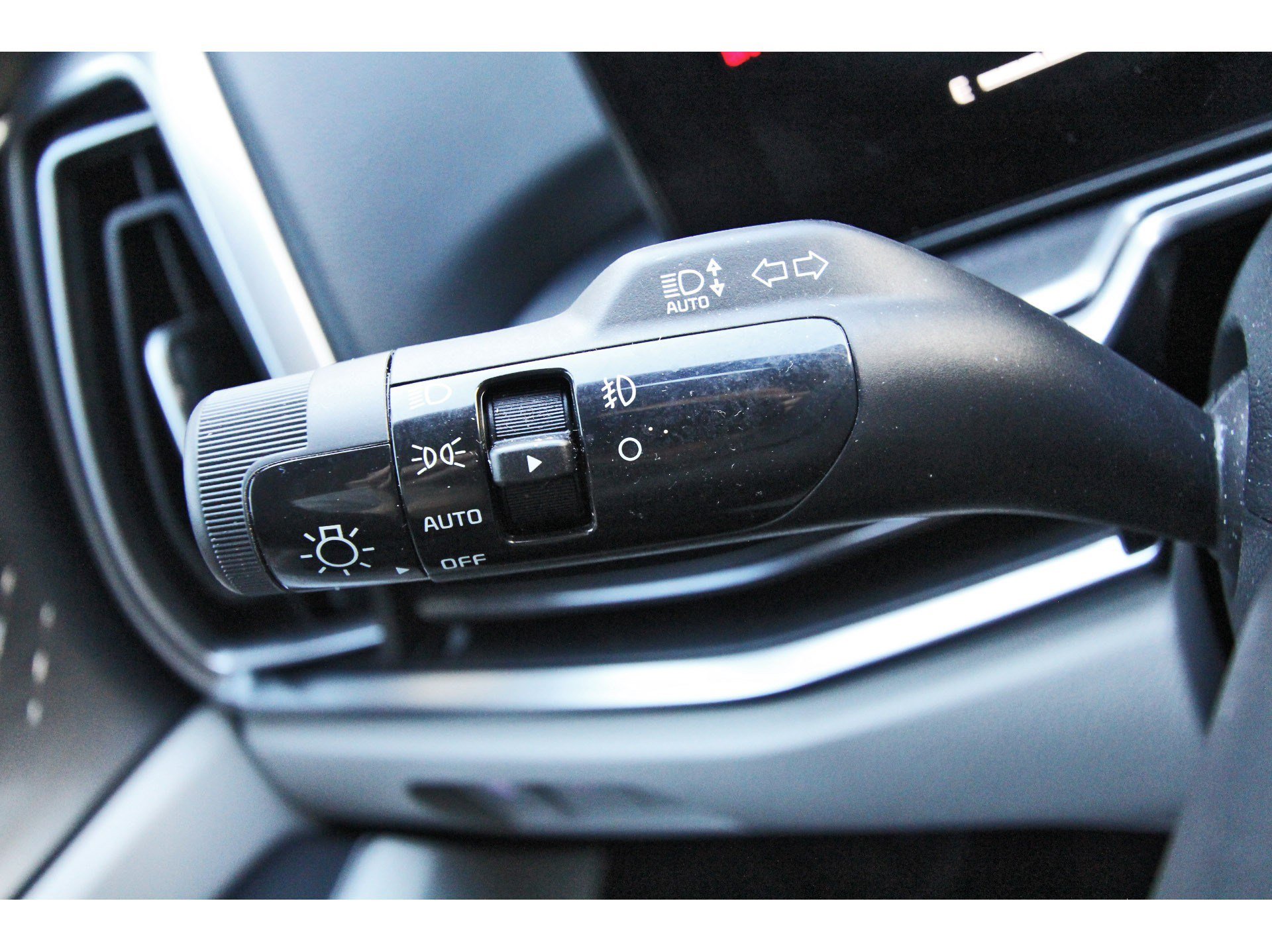 Certified 2026 Kia Sorento EX FWD image 18