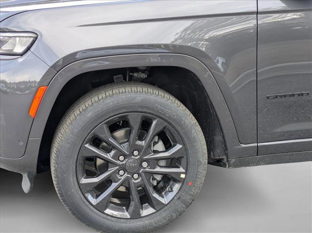 New 2026 Jeep Grand Cherokee Limited Reserve image 10