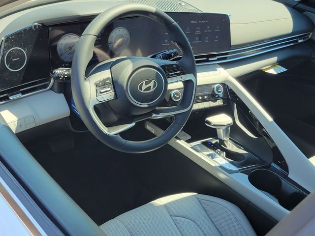 New 2026 Hyundai Elantra Limited image 3