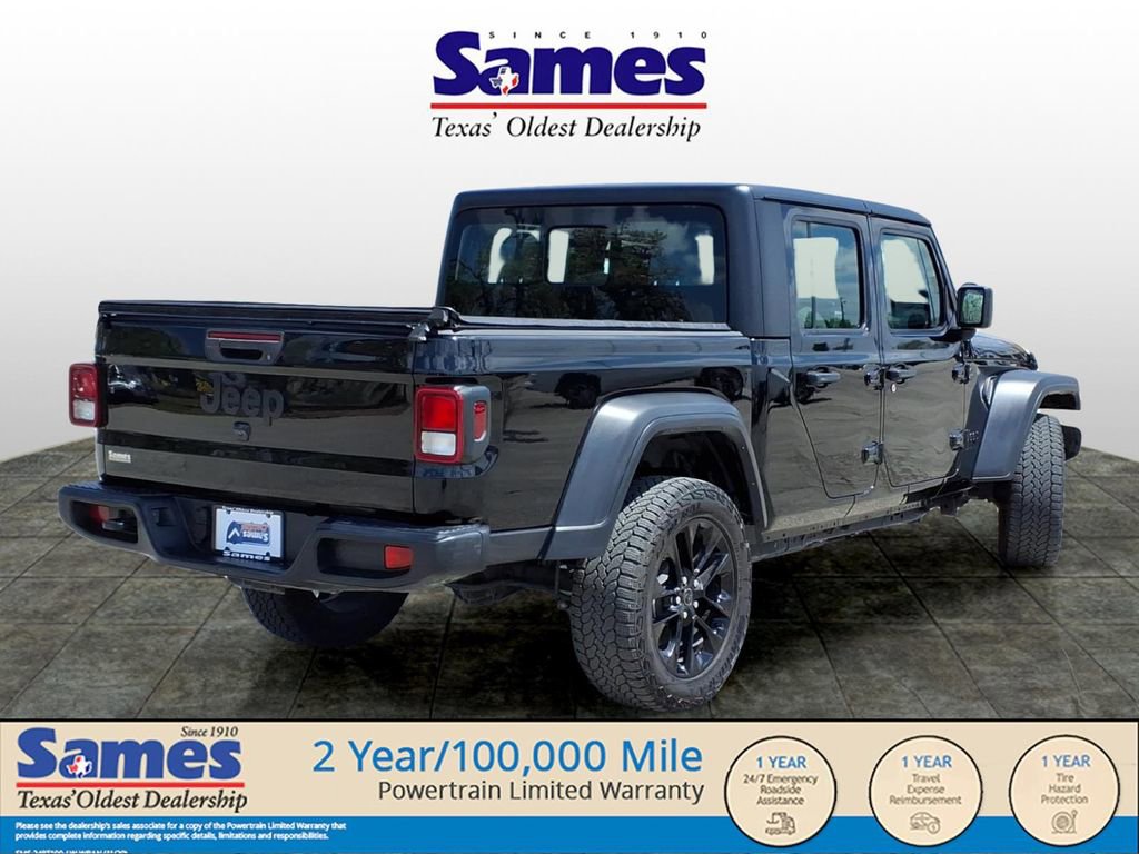 Used 2024 Jeep Gladiator Sport image 4