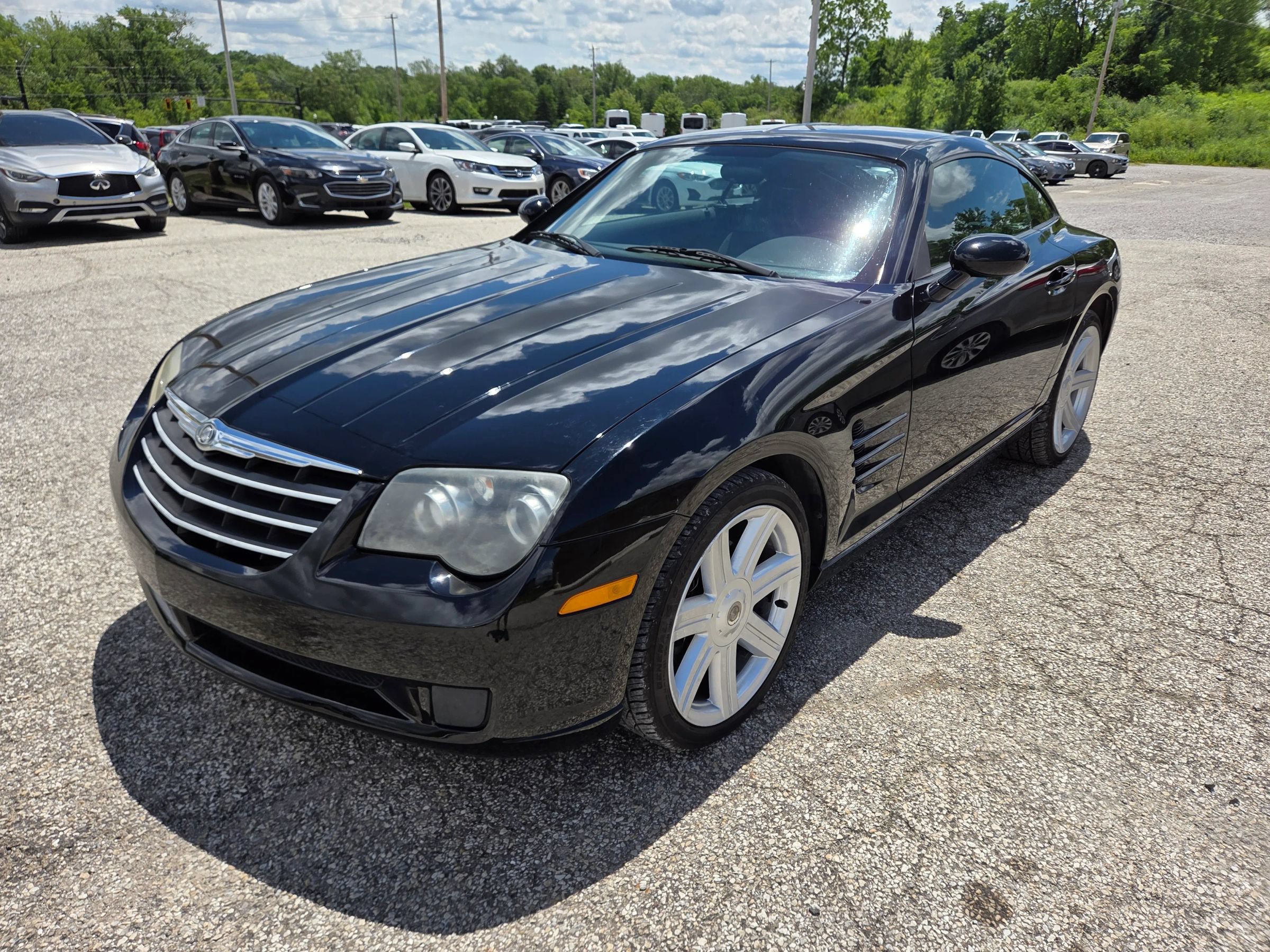 Used 2007 Chrysler Crossfire Coupe RWD image 2
