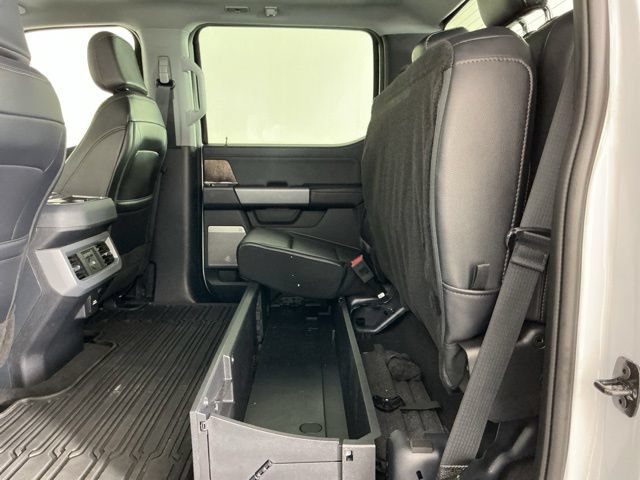 Used 2025 Ford F450 Lariat w/ FX4 Off-Road Package AWD/4WD image 32