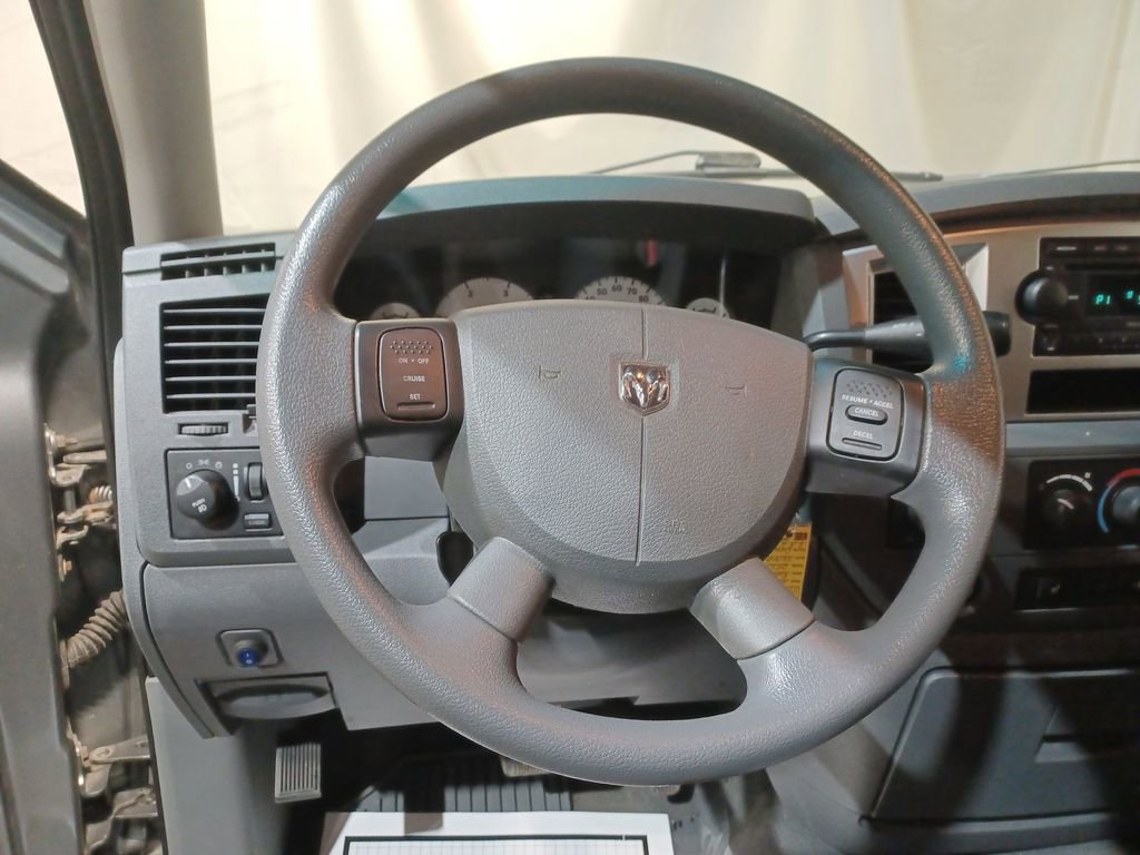 Used 2009 Dodge Ram 2500 Truck SXT image 11