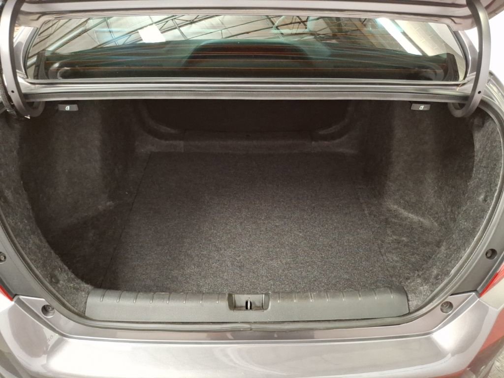 Used 2018 Honda Civic EX-T image 12