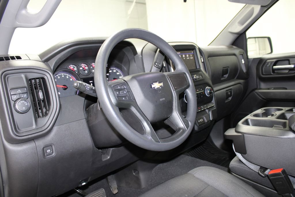 Used 2024 Chevrolet Silverado 1500 Custom image 16