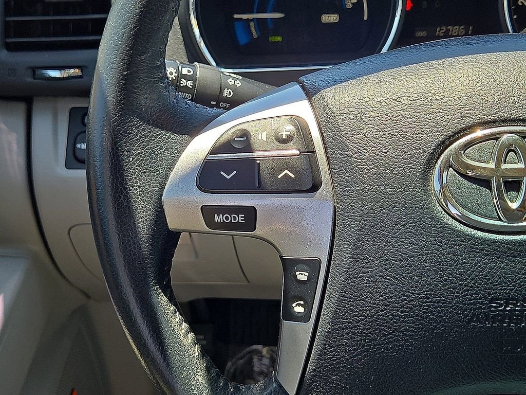 Used 2012 Toyota Highlander Limited AWD/4WD image 21
