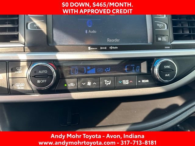 Used 2019 Toyota Highlander SE AWD/4WD image 24