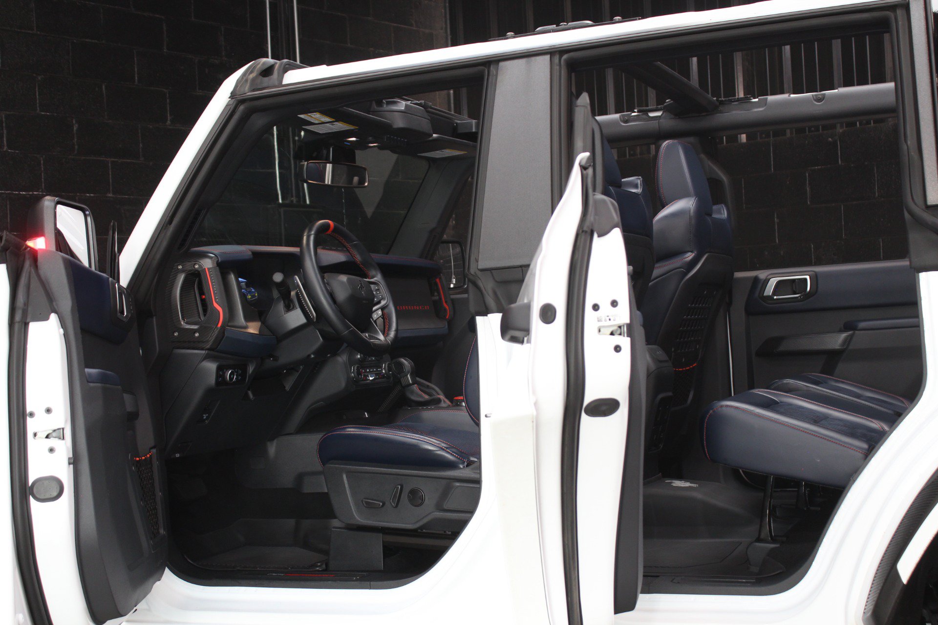 Used 2024 Ford Bronco Raptor w/ Interior Carbon Fiber Pack 6 AWD/4WD image 29