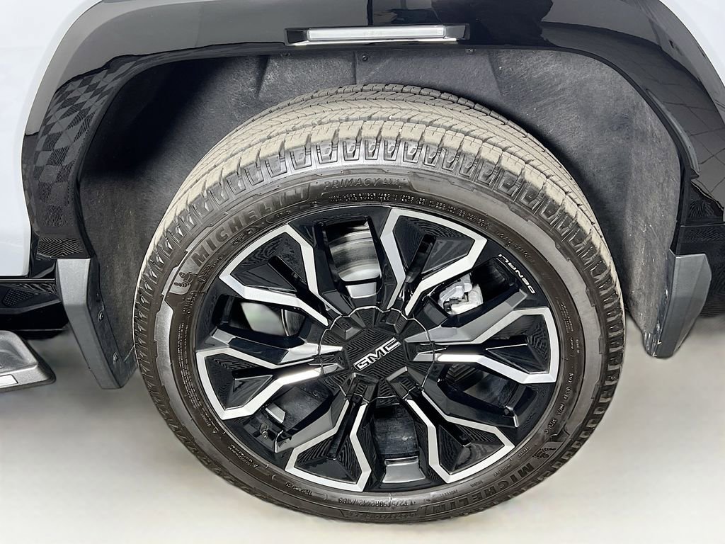 Certified 2025 GMC Sierra EV Denali image 30