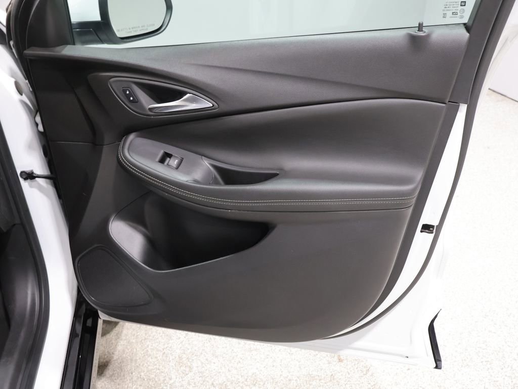 Used 2024 Buick Encore GX Sport Touring w/ Comfort Package FWD image 21