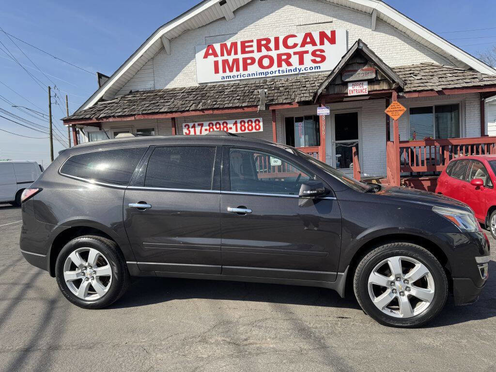 Used 2017 Chevrolet Traverse LT w/ Style and Technology Package image 1
