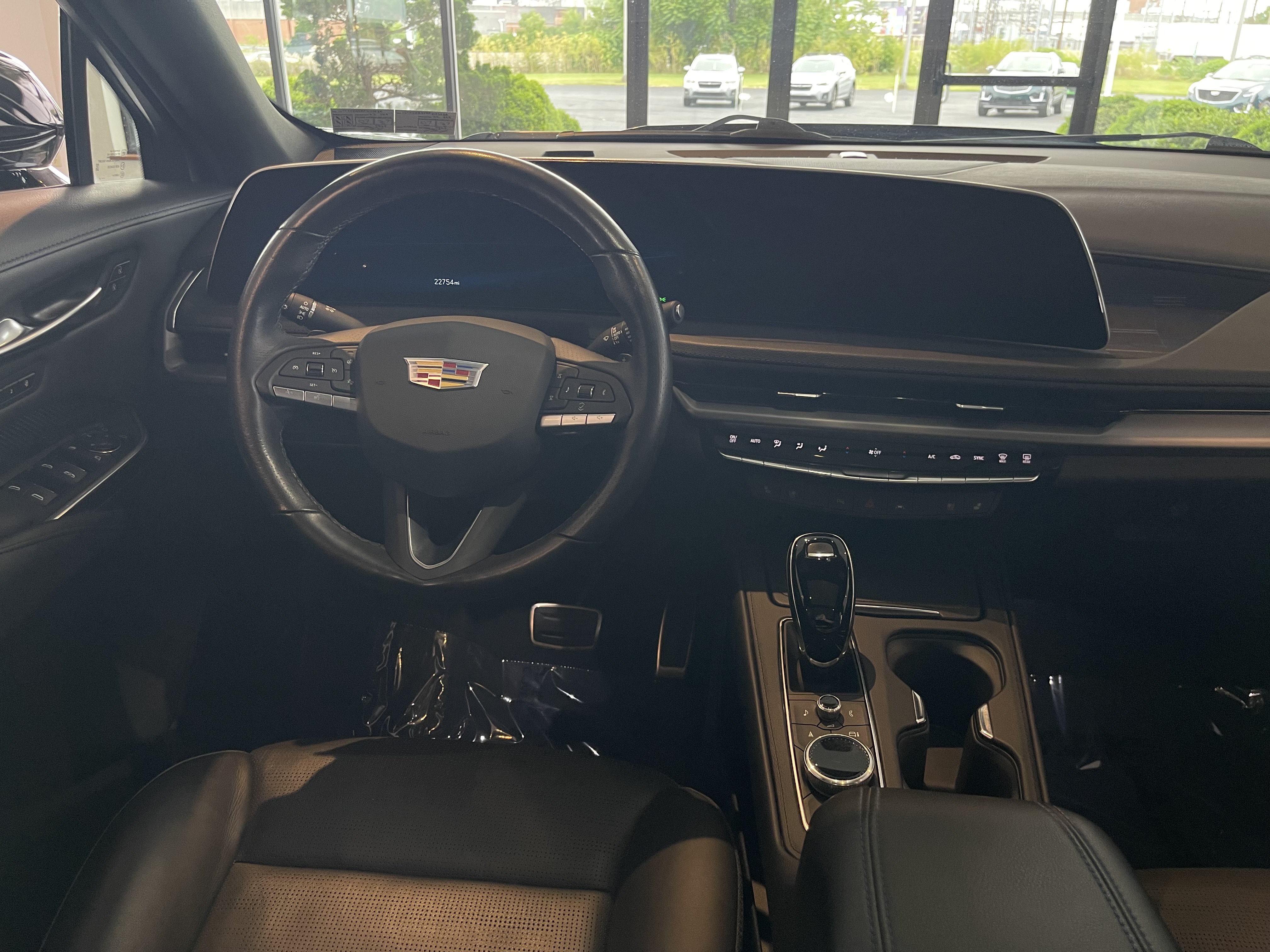 Certified 2024 Cadillac XT4 Sport AWD/4WD image 23