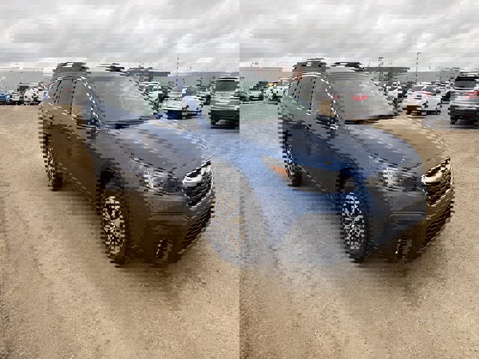 Used 2021 Subaru Outback Premium image 4