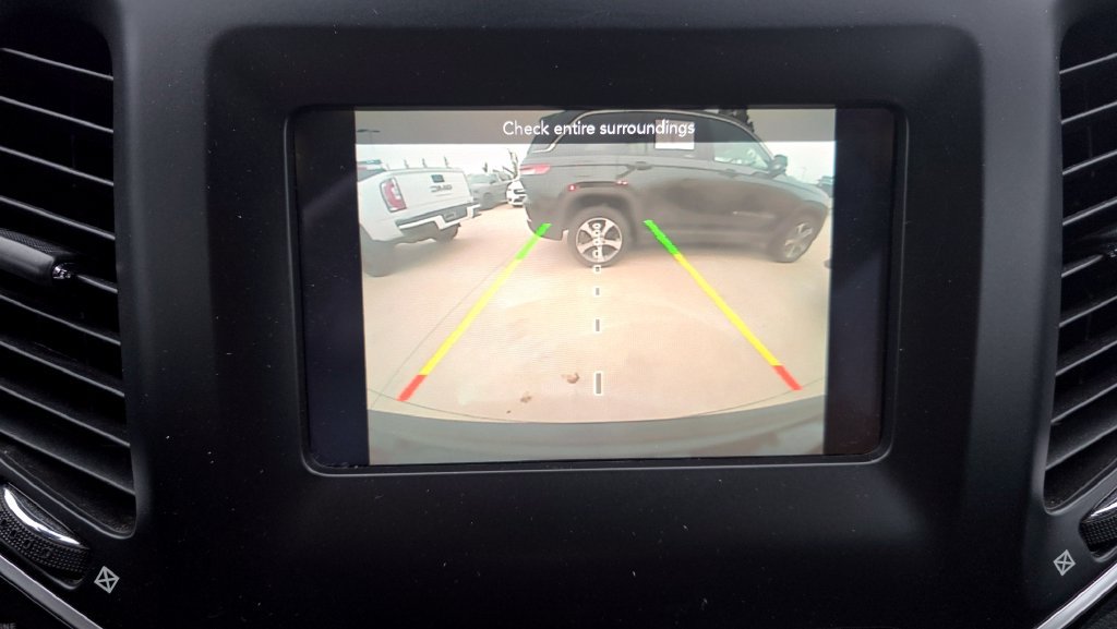 Used 2020 Jeep Cherokee Latitude Lux w/ Comfort/Convenience Group AWD/4WD image 20