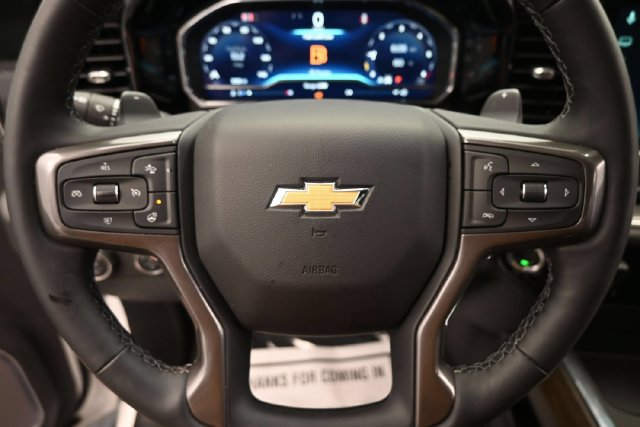 Used 2025 Chevrolet Silverado 1500 High Country w/ High Country Premium Package AWD/4WD image 19