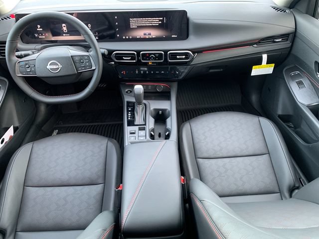 New 2026 Nissan Sentra SR w/ SR Premium Package FWD image 15