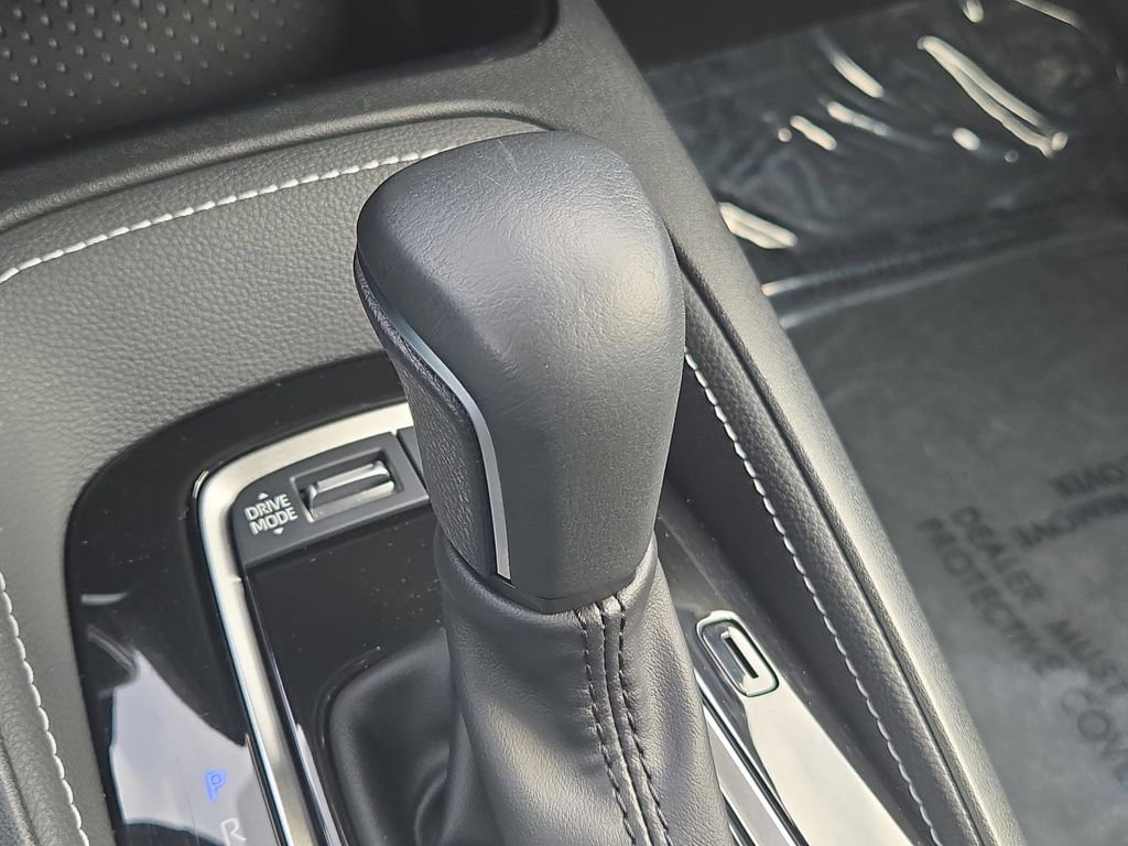 Used 2025 Toyota Corolla SE image 22