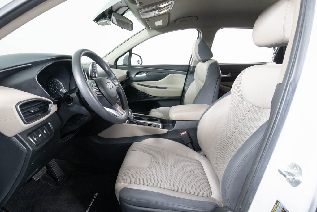 Used 2020 Hyundai Santa Fe SE image 11