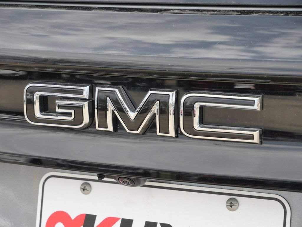 New 2026 GMC Acadia Elevation w/ Black Edition AWD/4WD image 17