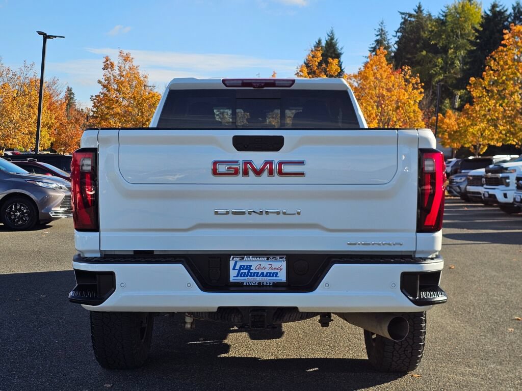 Certified 2025 GMC Sierra 3500 Denali w/ Denali Reserve Package AWD/4WD image 6