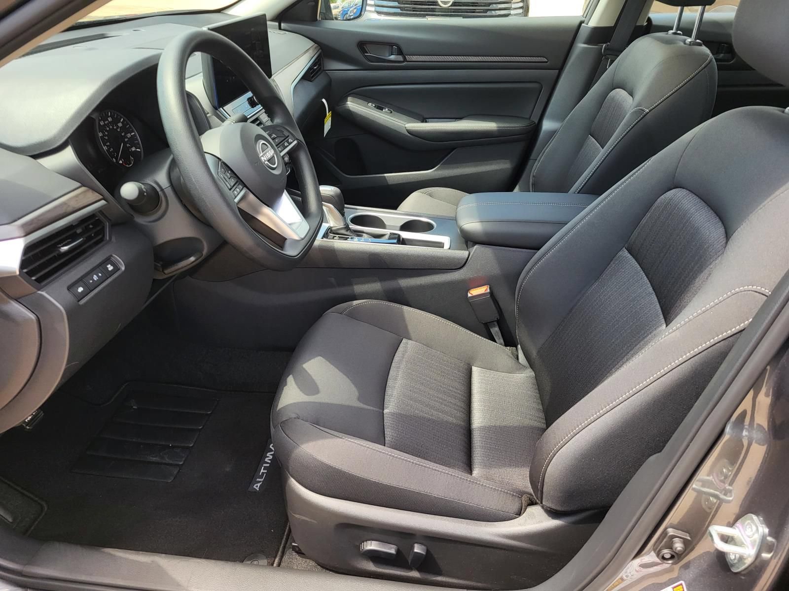 New 2026 Nissan Altima 2.5 SV w/ SV Special Edition Package FWD image 18