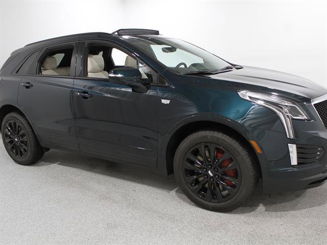 Certified 2026 Cadillac XT5 Sportv w/ LPO, Onyx Lite Package