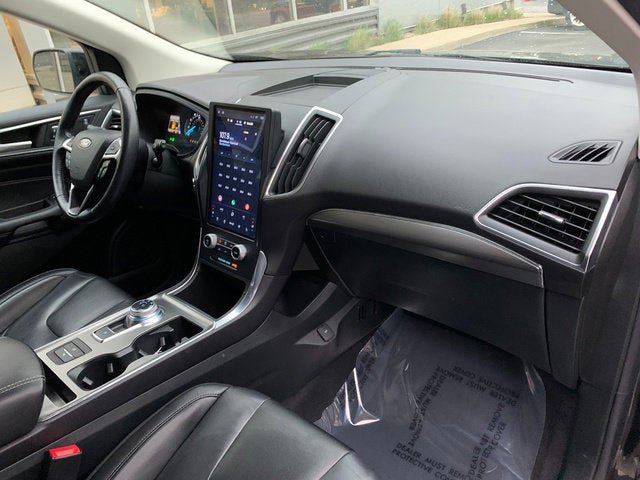 Used 2022 Ford Edge Titanium AWD/4WD image 11