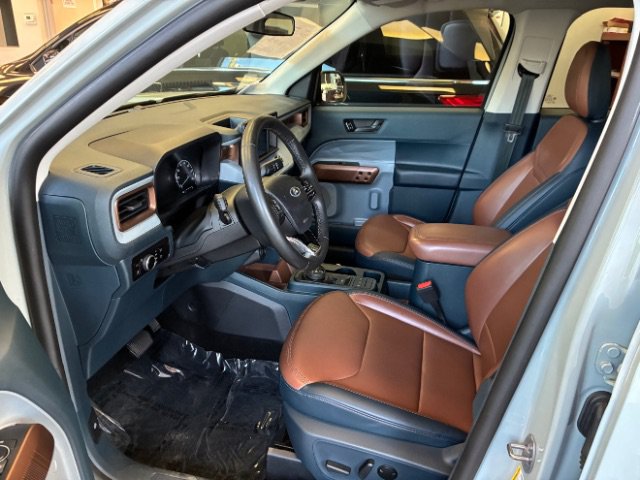 Used 2023 Ford Maverick Lariat FWD image 16