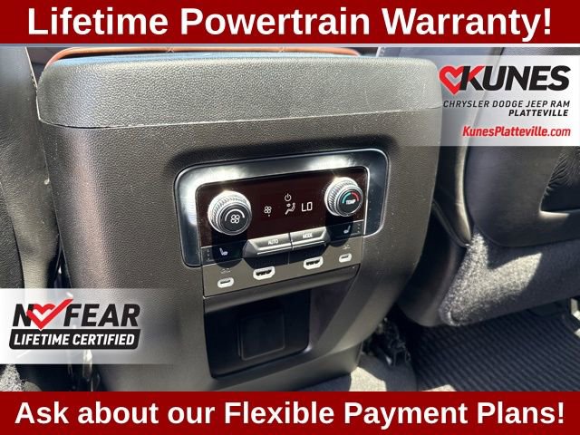 Used 2024 GMC Yukon XL Denali Ultimate AWD/4WD image 49