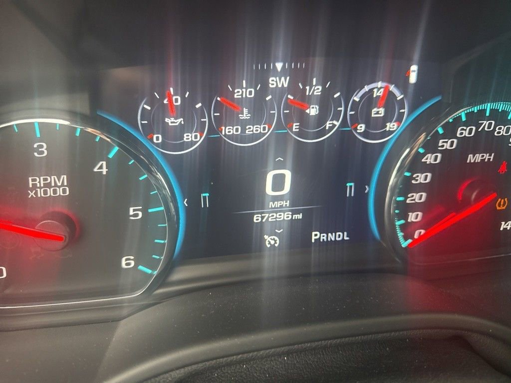 Used 2018 Chevrolet Tahoe Premier AWD/4WD image 16
